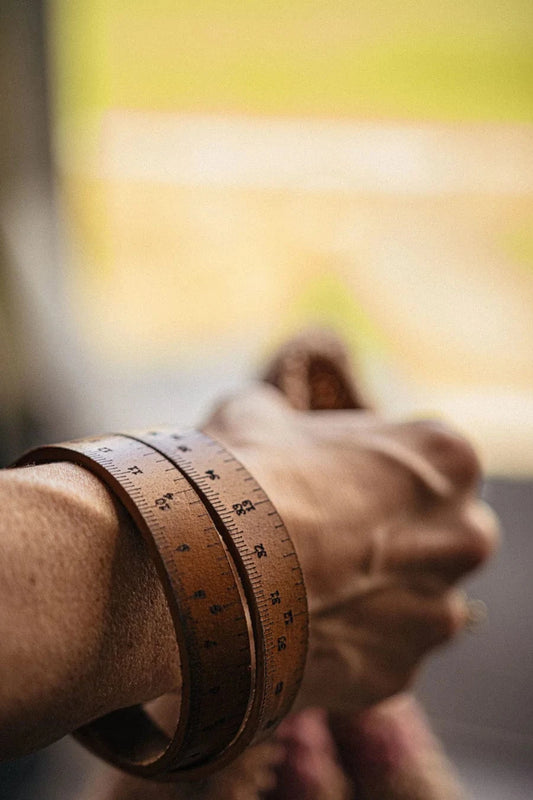 Fibi leather ruler bracelet by Muud