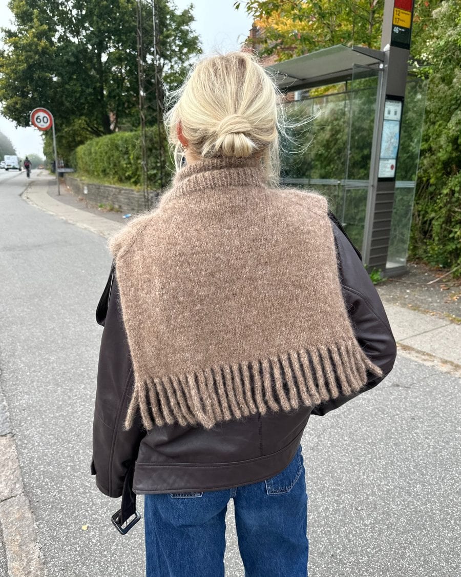 Nora Neck by PetiteKnit - Hard copy pattern