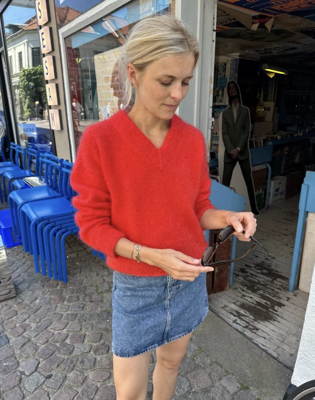 Stockholm Sweater V-Neck by PetiteKnit - Hard copy pattern