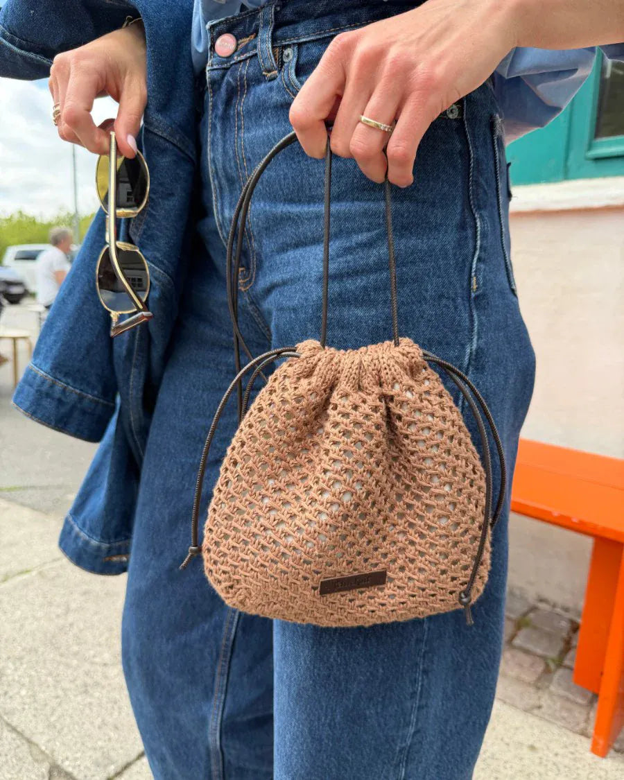 Juno Satchel by Petite Knit | Hard Copy Pattern