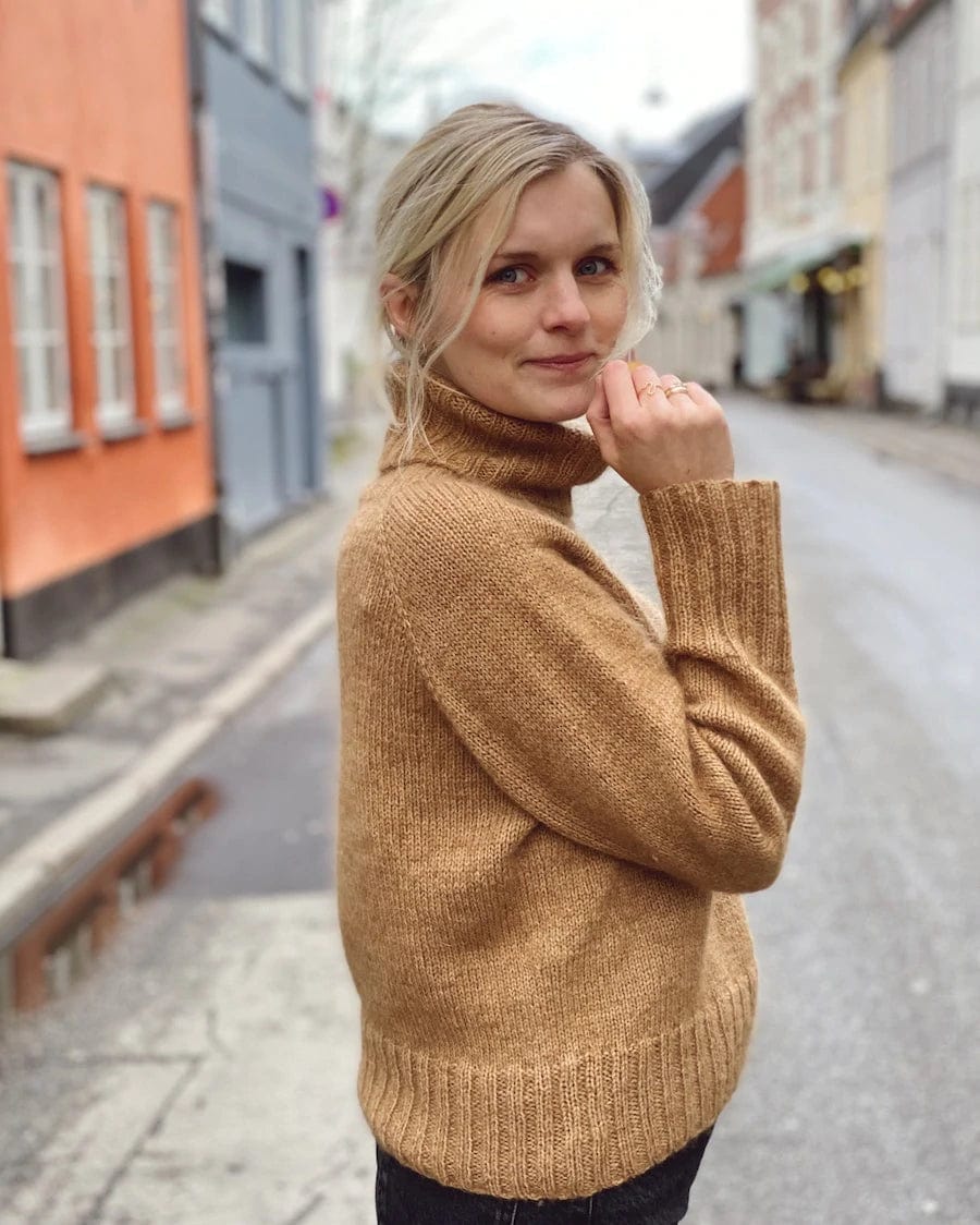 Caramel knitwear 2025