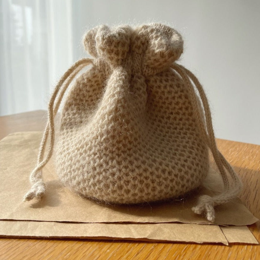 Honey Bucket Bag by Petite Knit - Hard Copy Pattern