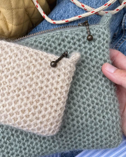 Honey Purse Printed Pattern by Petite Knit